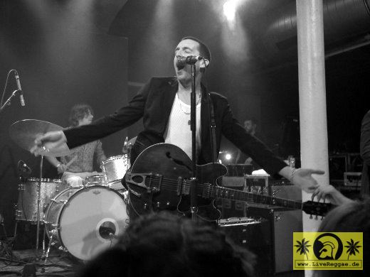Miles Kane (UK) Gretchen, Berlin - 14. April 2022 (24).JPG